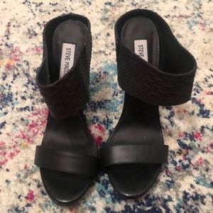 NWOT Steve Madden heel sandals